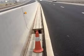 [Tin nhanh tối 6-2-2021] Bắt giữ đối tượng lấy trộm 27 tấm đan trên cao tốc Bắc Giang - Lạng Sơn