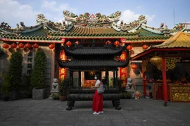 [ẢNH] Tết Nguyên đán bình lặng giữa đại dịch Covid-19