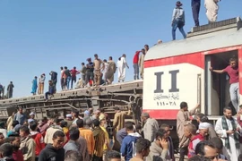 Hơn 30 người thiệt mạng trong tai nạn tàu hỏa kinh hoàng ở Ai Cập