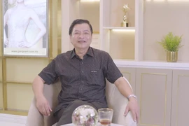 [ẢNH] NSND Quốc Anh ở tuổi 60: Cuộc sống hạnh phúc, bình yên sau nhiều sóng gió 