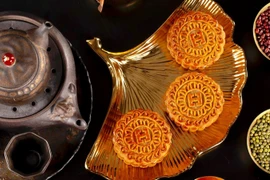 [CLIP] Những nguyên tắc ‘vàng’ để ăn bánh trung thu không lo tăng cân