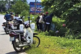 [Tin nhanh tối 21-6-2021] Sản phụ bỏ rơi con ở cống thoát nước ven đường