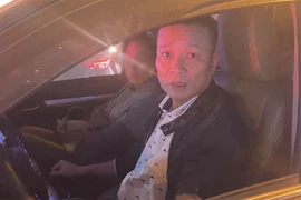 [Tin nhanh sáng 4-1-2021] Triệu tập tài xế hành hung người đi đường vì bị nhắc dừng đèn đỏ lâu