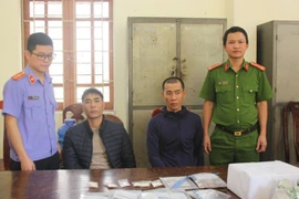 [Tin nhanh sáng 24-10-2020] Bắt giữ thanh niên xông vào cửa hàng tiện lợi cướp tiền