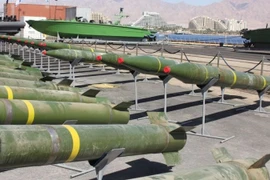 Lệnh cấm vũ khí được gỡ bỏ, Iran vui mừng tuyên bố chiến thắng