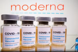 FDA Hoa Kỳ cấp phép sử dụng cho vắc-xin ngừa Covid-19 của Moderna 