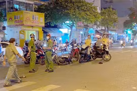 [Tin nhanh tối 20-2-2021] Nghi vấn kẻ cướp vừa giật túi xách thì gặp tai nạn tử vong