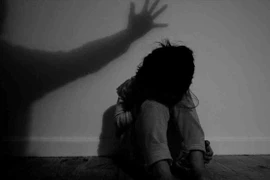 [Tin nhanh sáng 2-7-2021] Tạm giữ "yêu râu xanh" hiếp dâm con gái ruột 10 tuổi