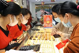 [ẢNH] Ngày vía Thần tài 2021: Những lưu ý khi mua vàng để mang lại may mắn