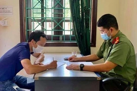 [Tin nhanh tối 17-5-2021] Làm rõ thông tin sai sự thật "có thuốc nam trị Covid"