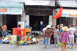 Cần Thơ: Một quán nhậu trong chợ An Khánh bốc cháy dữ dội