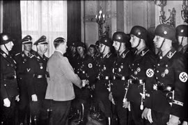 CIA, FBI từng sử dụng hơn 1.000 cựu lính Đức Quốc xã làm gián điệp