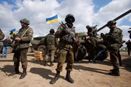 Mỹ sẽ cung cấp vũ khí phòng thủ cho Ukraine