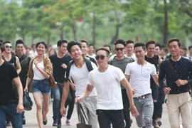 Vietnam’s Next Top Model 2015: Hàng ngàn thí sinh sơ tuyển tại Hà Nội