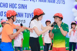 Hoa hậu Kỳ Duyên diễn hài cùng Xuân Bắc, Tự Long