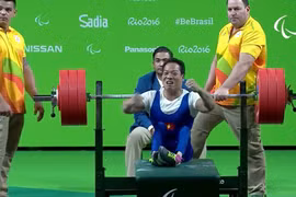 Khoảnh khắc Lê Văn Công giành HCV lịch sử Paralympic cho thể thao Việt Nam