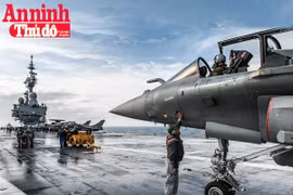 [Infographic] Sức mạnh tàu sân bay hạt nhân mạnh nhất Tây Âu - Charles de Gaulle