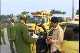 Nâng cao ý thức chấp hành pháp luật cho các tài xế