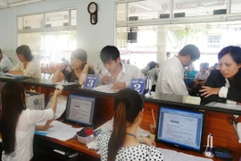 Hà Nội cấp sổ đỏ qua mạng: Minh bạch, giảm phiền hà