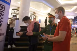 Công an Hà Nội triển khai công tác đảm bảo an ninh trật tự tại phố đi bộ Hồ Gươm 