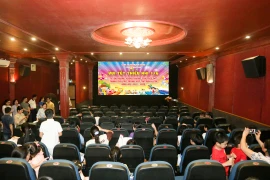 Vui Tết thiếu nhi cùng con em cán bộ, chiến sĩ Phòng Tham mưu 