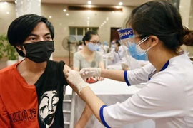 Chiến dịch tiêm vaccine tạo miễn dịch cộng đồng ở Hà Nội