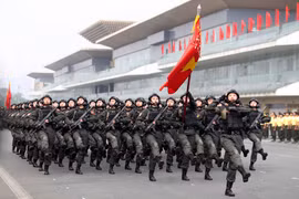 Ngắm những "bông hồng thép" của lực lượng Cảnh sát cơ động trong lễ diễu binh