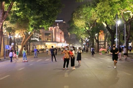 Tăng cường công tác phòng chống dịch Covid-19 ở phố đi bộ Hồ Gươm