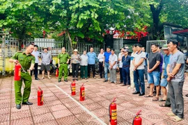 Nâng cao kỹ năng phòng cháy, chữa cháy và cứu nạn, cứu hộ tại Quốc Oai