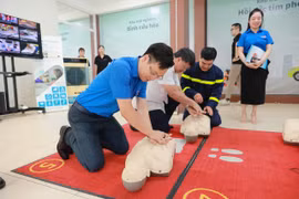 Tuyên truyền, hướng dẫn kỹ năng PCCC&CNCH cho cán bộ chủ chốt, đoàn viên quận Thanh Xuân