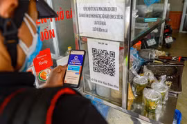 Quét mã QR: Nơi nghiêm túc, chỗ thờ ơ