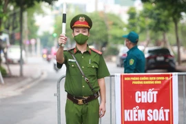 Những "pháo đài" chống dịch ở nội thành Hà Nội