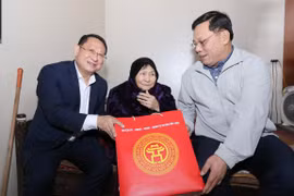 Giám đốc Công an thành phố Hà Nội thăm hỏi, tri ân người có công tại huyện Mê Linh