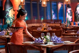 Siêu ưu đãi giá phòng chưa từng có tại khách sạn cao cấp Eastin Grand Hotel Nha Trang