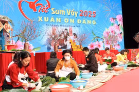 Tết sum vầy - Xuân ơn Đảng năm 2025