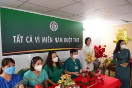 Đám cưới đặc biệt tại Bệnh viện dã chiến 