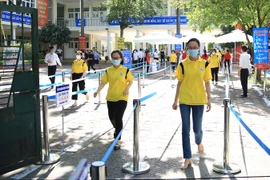 Diễn tập phòng chống dịch Covid-19, sẵn sàng cho kỳ thi tốt nghiệp THPT 