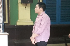 Mâu thuẫn bấm còi lúc kẹt xe, nam thanh niên giết chết người