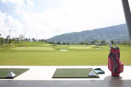 Khai trương sân golf đầu tiên tại Bà Nà