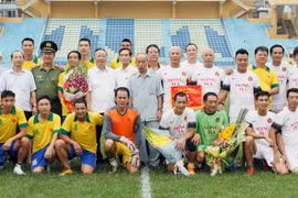 Cùng ôn lại quá khứ vàng son của đội bóng 60 năm tuổi