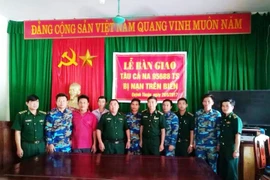 Tàu cá cùng 19 thuyền viên gặp nạn được cảnh sát biển cứu hộ kịp thời