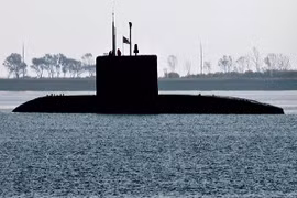 Latvia lại phát hiện tàu ngầm và tàu chiến Nga áp sát biên giới