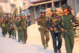Myanmar tăng cường thêm lữ đoàn 6.000 quân tới biên giới Ấn Độ