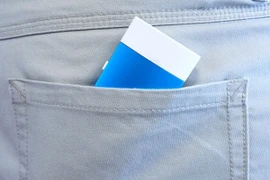 Máy tính siêu nhỏ, siêu rẻ chính thức trình làng