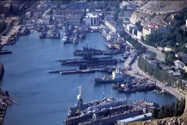 Tổng thống Nga ký sắc lệnh hủy bỏ Bộ các vấn đề Crimea