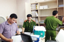 Người dân nhẹ dạ, tội phạm cáo già