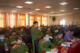 Trao đổi kinh nghiệm trong tiếp nhận giải quyết tin báo tố giác tội phạm