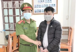 Tự 'nổ' là cán bộ Sở tài nguyên và môi trường Thanh Hóa để lừa đảo