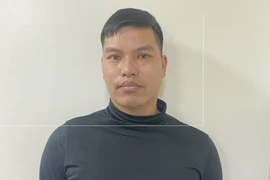 Gã đàn ông đưa 18 người Trung Quốc nhập cảnh trái phép vào Việt Nam ra đầu thú