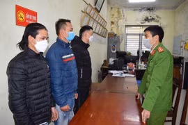 Hai lần khủng bố "con nợ" bằng chất bẩn, chất thải để đòi tiền